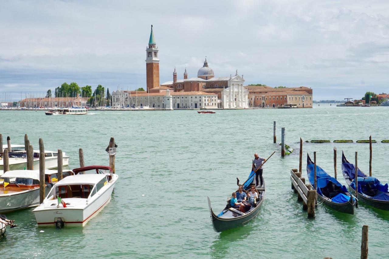 Veneziacentopercento Alle Ancore Apartment Exterior foto