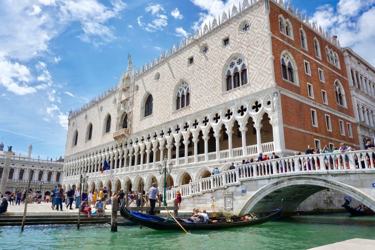 Veneziacentopercento Alle Ancore Apartment Exterior foto